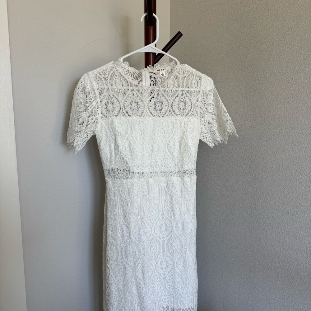 New Small Elegant White Lace Dress